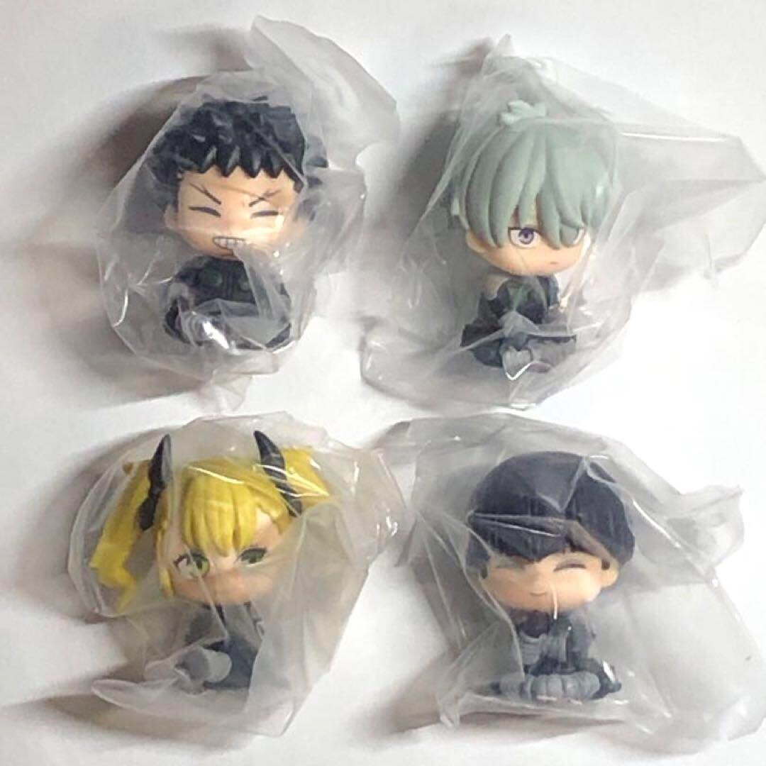 Capsule Toy Complete set Kaiju No.8 Suwarase Tai1