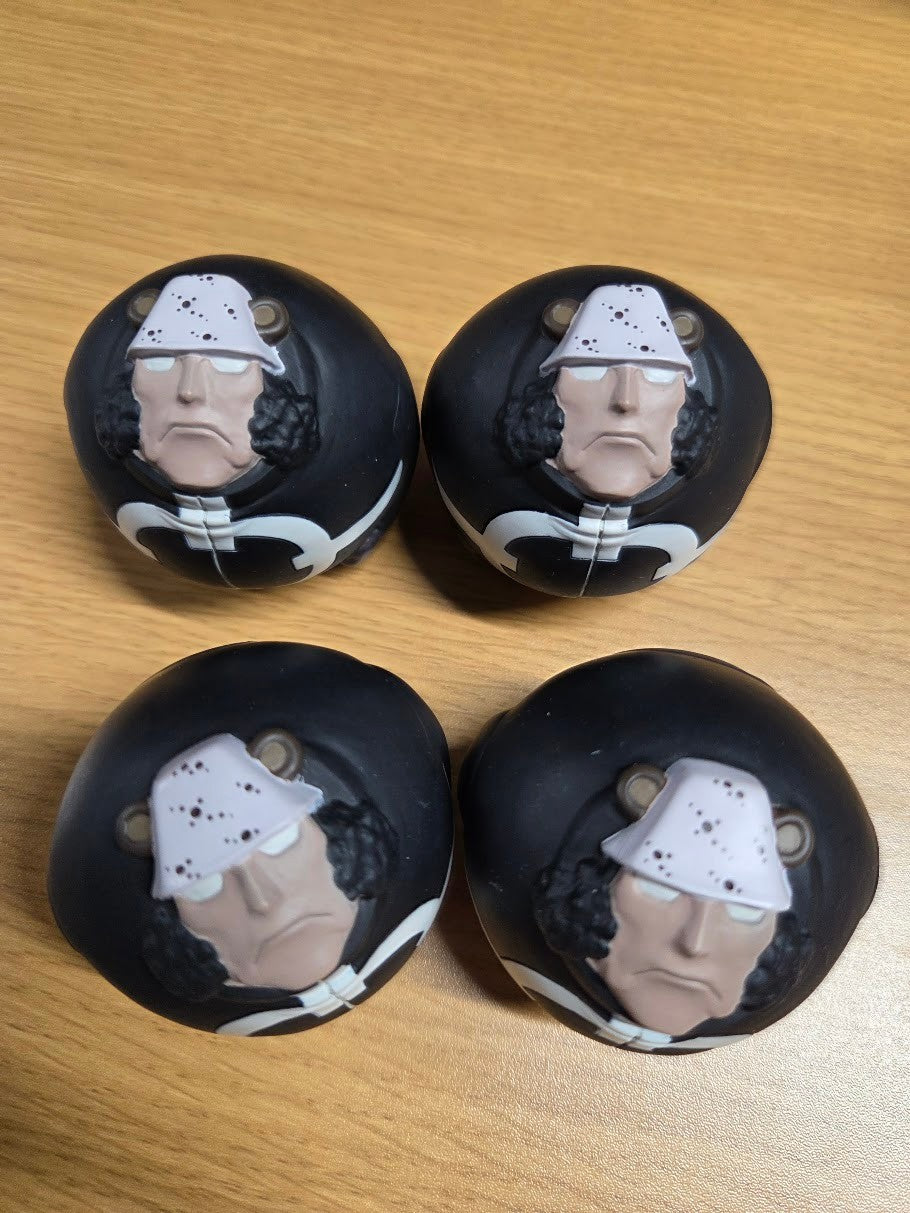# One Piece Bartholomew Kuma Figure Bound Ball Prize Item Set of 40