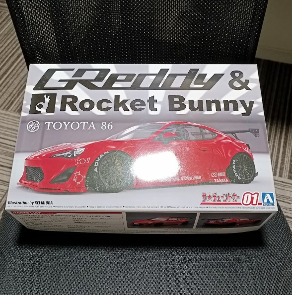 The Tuned Car No. 1 1/24 ZN6 TOYOTA 86 ’12 GREDDY & ROCKET BUNNY ENKEI Ver.1