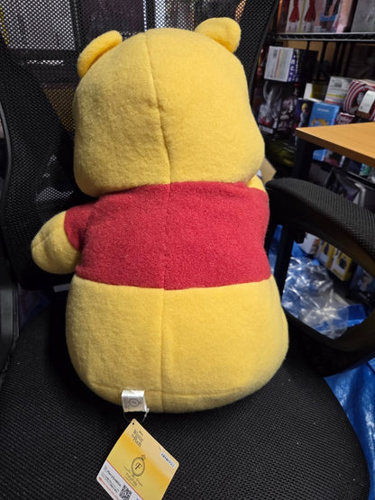 # Winnie the Pooh Fuku Fuku Fluffy Jumbo Plush Toy Prize1