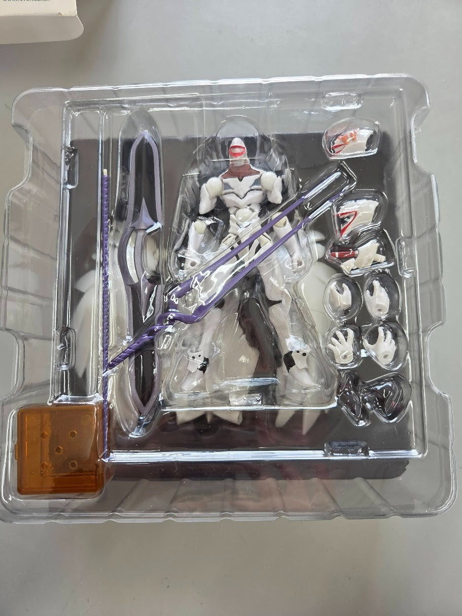 # Revoltech Yamaguchi Evangelion Mass Production Type No. 118 Figure2
