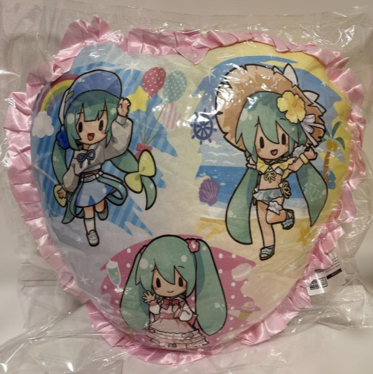 # Hatsune Miku Fuwapuchi Platinum Zakka Heart shaped Cushion2