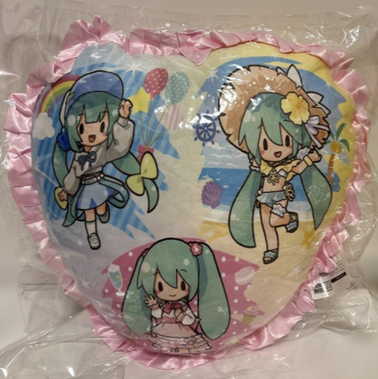 # Hatsune Miku Fuwapuchi Platinum Zakka Heart shaped Cushion2
