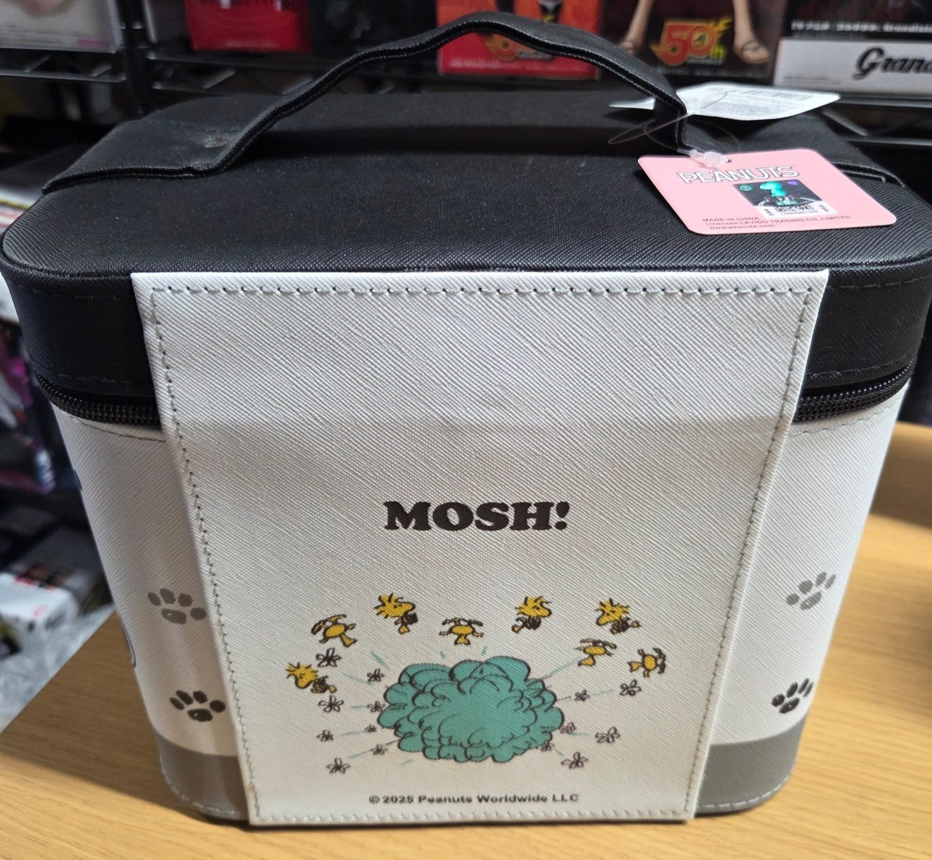 # Snoopy Cosmetic Box Pouch with Mirror Large Capacity Prize Item2