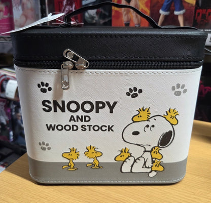 # Snoopy Cosmetic Box Pouch with Mirror Large Capacity Prize Item0