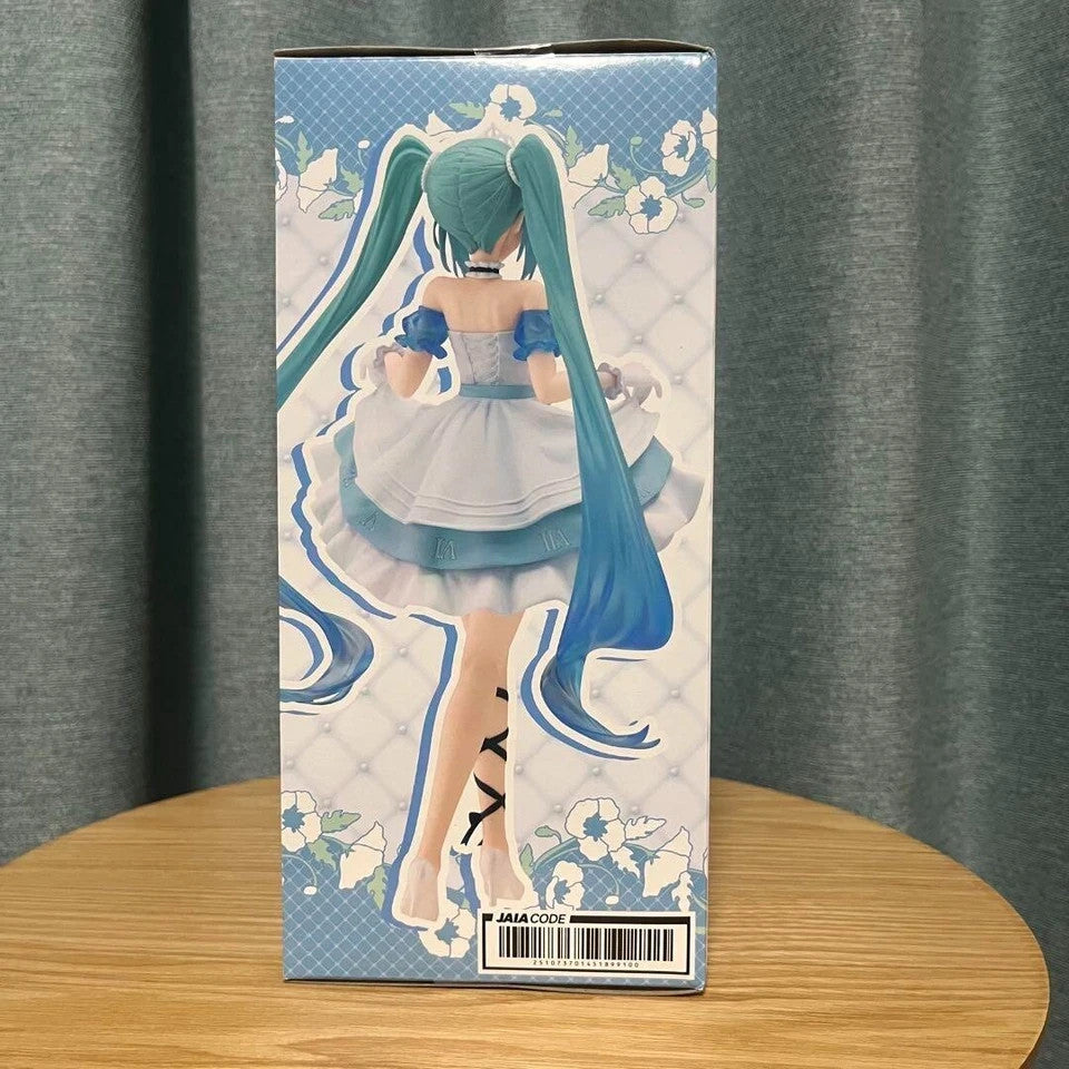 Hatsune Miku Wonderland Figure Cinderella4