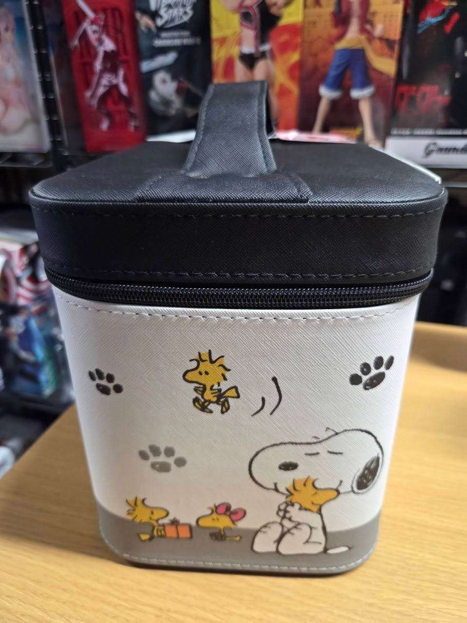 # Snoopy Cosmetic Box Pouch with Mirror Large Capacity Prize Item3